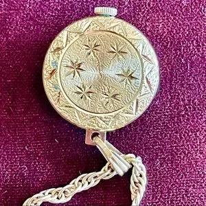 Caravelle | Accessories | Charming Beautiful Vintage  display picture 3